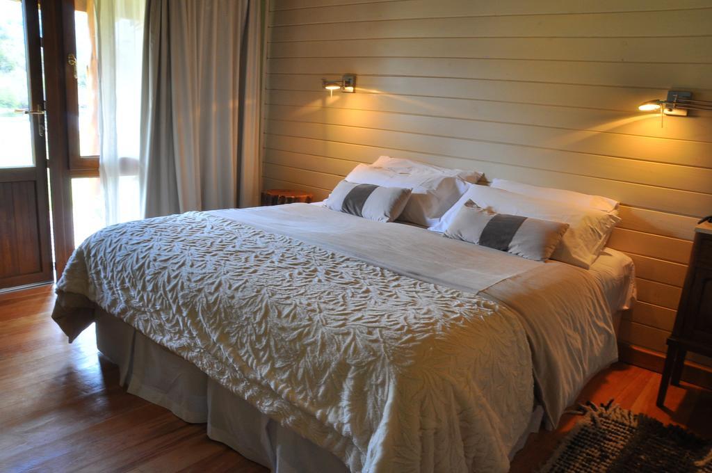 Hosteria Ruca Kitai Villa Lago Rivadavia Ruang foto